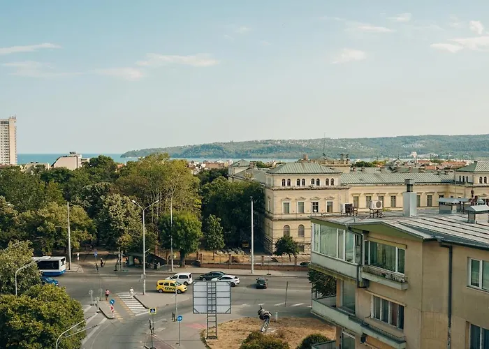 Sunset Terrace Apartment